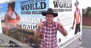 Longest Whip: Australia Guinness world record