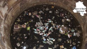 The well at Rajon ki Baoli which has now turned into a trash can. In March 2003, concerned over the depleting groundwater level in the Capital, the high court had directed the Centre, the Delhi government, the MCD and the DDA to remove all encroachments in and around the lakes, ponds and reservoirs here and maintain them as water bodies