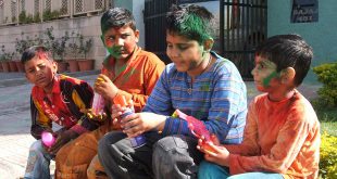 होली त्यौहार के आगमन पर बाल-कविता - होली