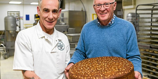 Largest Dundee Cake: UK set World Record
