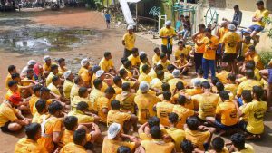 Arun Patil, coach, Tadwadi Mitra Mandal, gives his troupe last-minute advice in Mazgaon.
