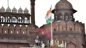 After Prime Minister Modi’s arrival the Army Band played the national anthem, as the PM unfurled the tricolour hoisted at the ramparts of the Red Fort.