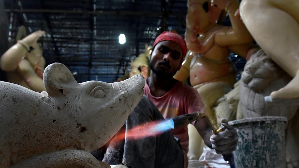 Getting the carrier ready.