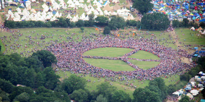 Largest human peace sign