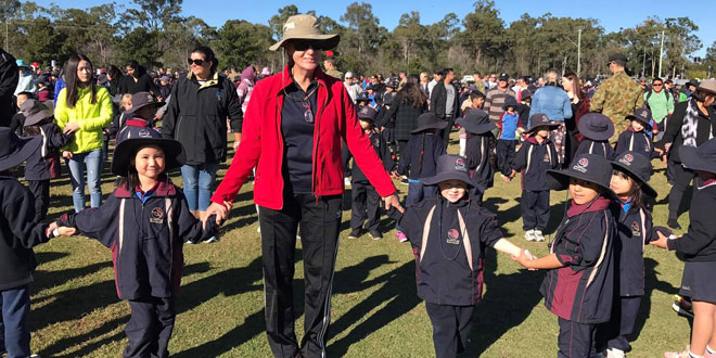 Longest chain of people clasping wrists