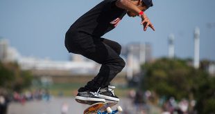 Most Nollie Heelflips in one minute