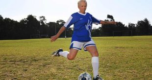 Oldest female soccer player