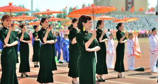 Largest gathering of people wearing Cheongsam