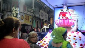 Sindhi Seva Dal, Pune organised a procession of Zulelal on the occasion of Sindhi New Year and Zulelal's birth anniversary on MG road in Pune