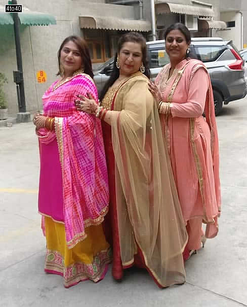 Kajal Seth, Shivani Kochhar and Manpreet Malik pose for Karwa Chauth Celebration after performing puja at Cosy Homes, Rohini, New Delhi