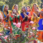 Schoolchildren perform giddha at the 51st Rose Festival in Chandigarh on 17/02/2023
