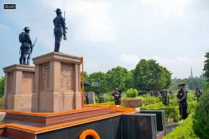Army personnel pay tribute to martyrs at the Varanasi Cantt. to commemorate the Kargil Vijay Diwas, in Varanasi.