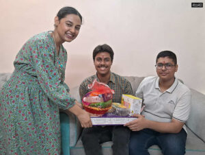 Sister Gurjot Kaur bought gift of love for her brothers on Rakshabandhan Festival