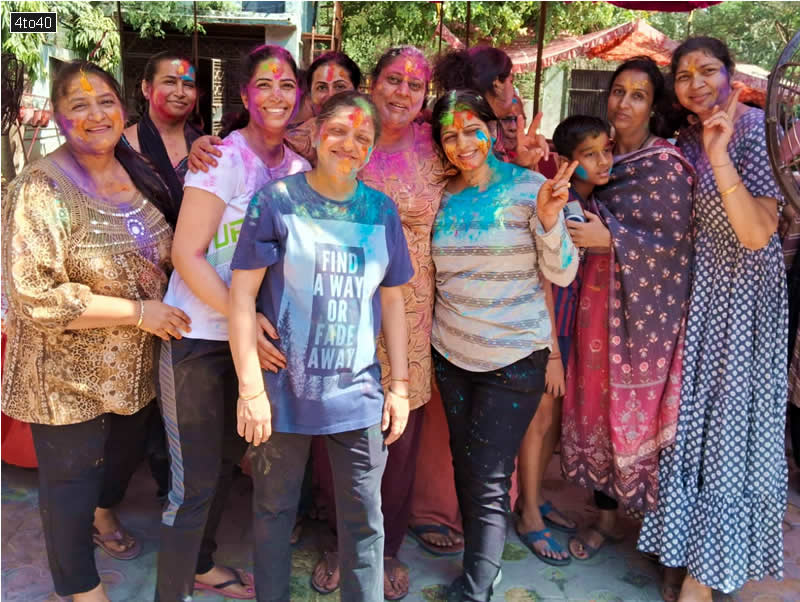 Kaisi Lag Rahi Hoon Main, Kahiye Kya Khayal Hai - Jhutha Sach Song