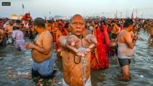 Devotees perform rituals while taking a holy dip on ‘Maghi Purnima’