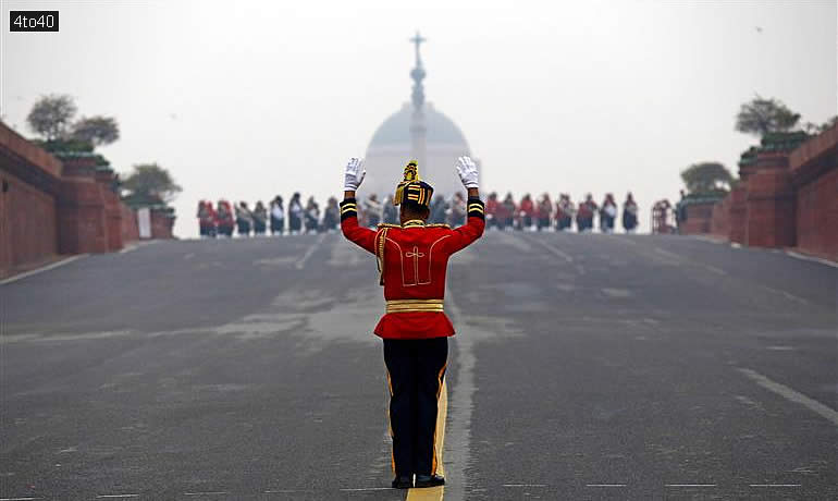 Distinguished audience, comprising President Smt Droupadi Murmu, Vice-President Shri CP Radhakrishnan, Prime Minister Shri Narendra Modi, Raksha Mantri Shri Rajnath Singh, other Union Ministers, senior officials and the public