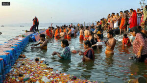 Pilgrims take a holy dip in Sangam