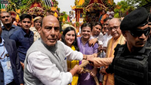 Union Defence Minister Rajnath Singh, along with BJP MP Bansuri Swaraj and others, pulls the chariot
