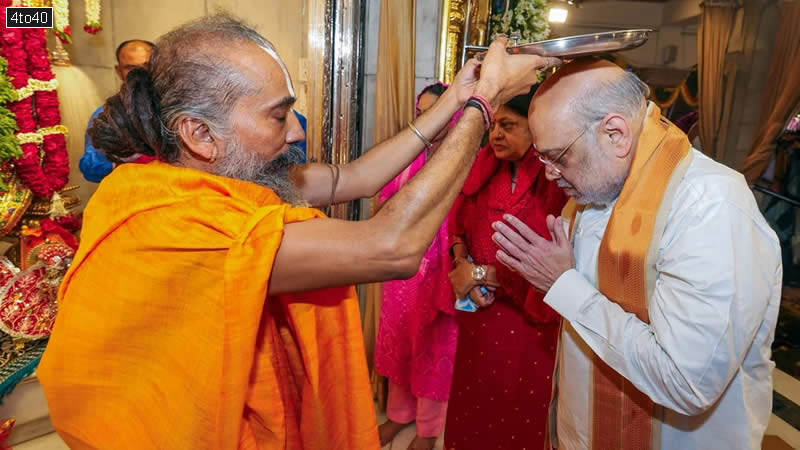 Union Home Minister Amit Shah participates in the Mangala Arti